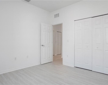 2792 Blossom Way - Photo Thumbnail 17