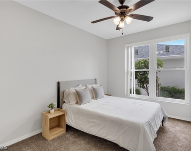 1320 Charleston Square Drive - Photo Thumbnail 24