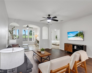 1320 Charleston Square Drive - Photo Thumbnail 17