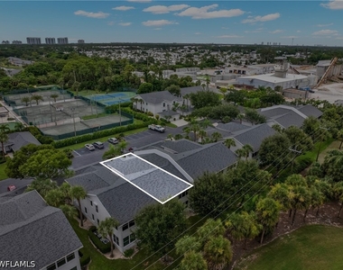1320 Charleston Square Drive - Photo Thumbnail 34