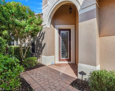 7461 Moorgate Point Way - Photo Thumbnail 1