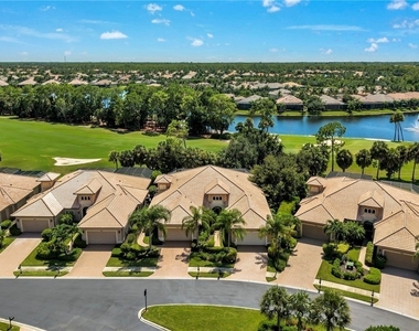 7461 Moorgate Point Way - Photo Thumbnail 32