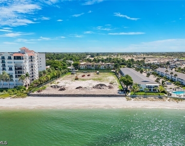 1100 Gulf Shore Boulevard N - Photo Thumbnail 18