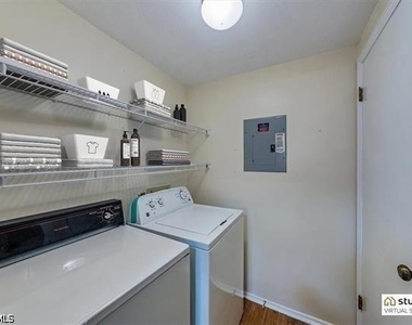 106 Siena Way - Photo Thumbnail 9