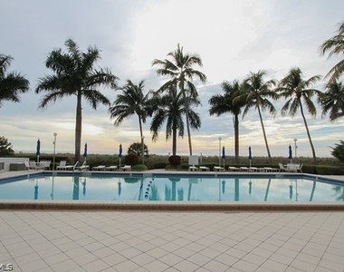 140 Seaview Court - Photo Thumbnail 20