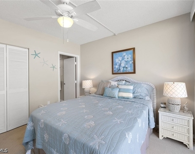 140 Seaview Court - Photo Thumbnail 10