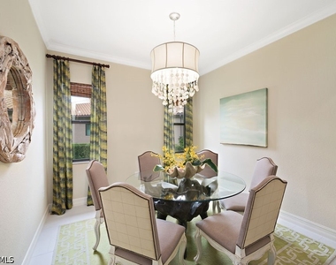 6315 Serano Way - Photo Thumbnail 8