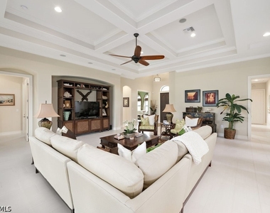 6315 Serano Way - Photo Thumbnail 4