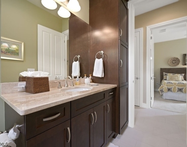 6315 Serano Way - Photo Thumbnail 18