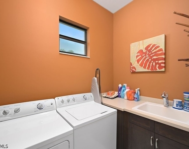 6315 Serano Way - Photo Thumbnail 24