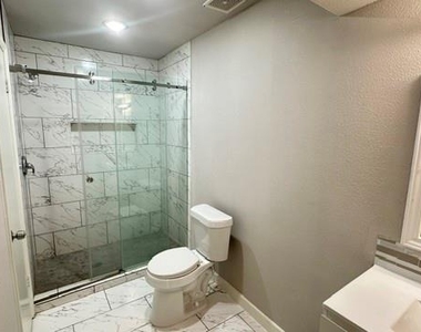 11943 Beechnut Street - Photo Thumbnail 17