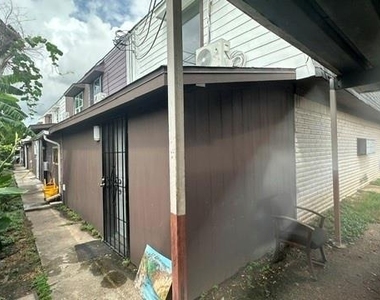 11927 Beechnut Street - Photo Thumbnail 19