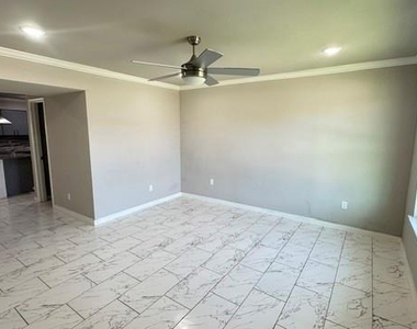 11943 Beechnut Street - Photo Thumbnail 10