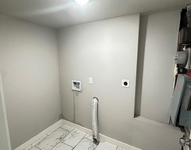 11943 Beechnut Street - Photo Thumbnail 3