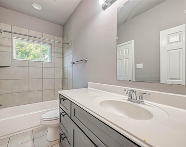 7903 Moon Beam Street - Photo Thumbnail 8
