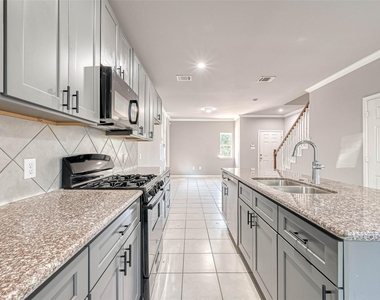 7903 Moon Beam Street - Photo Thumbnail 5