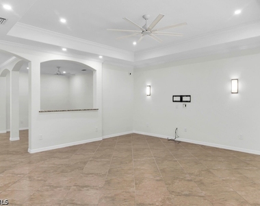 9357 Glenforest Drive - Photo Thumbnail 10