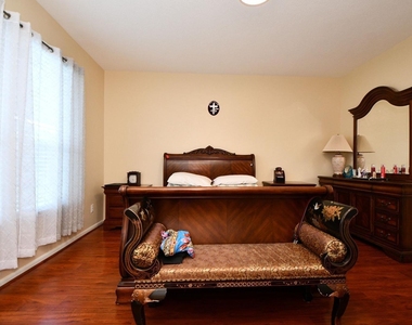 7110 Anaquitas Creek Court - Photo Thumbnail 22