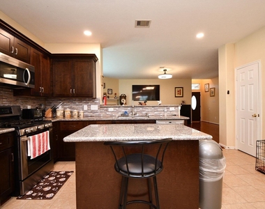 7110 Anaquitas Creek Court - Photo Thumbnail 25