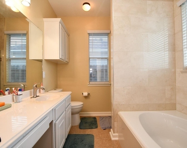 7110 Anaquitas Creek Court - Photo Thumbnail 28