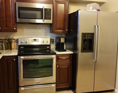 9217 Carousel Lane - Photo Thumbnail 7