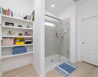 4211 Kircher Park Lane - Photo Thumbnail 20