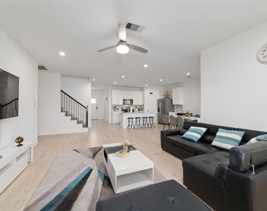 4211 Kircher Park Lane - Photo Thumbnail 16