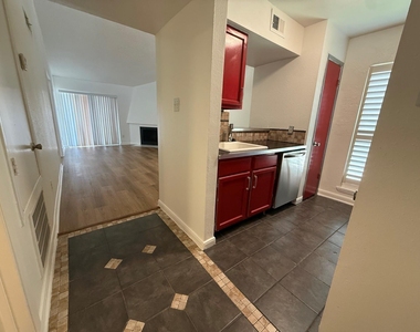 10075 Westpark Drive - Photo Thumbnail 9