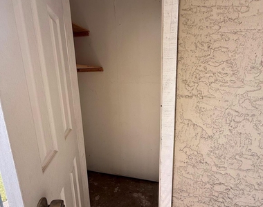 10075 Westpark Drive - Photo Thumbnail 15