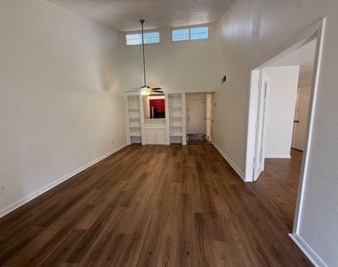 10075 Westpark Drive - Photo Thumbnail 11