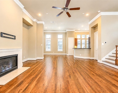 5826 Darling Street - Photo Thumbnail 32