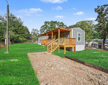 27115 Azalea Ct - Photo Thumbnail 1