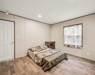 27115 Azalea Ct - Photo Thumbnail 8