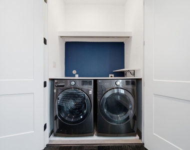 327 E 2nd Street - Photo Thumbnail 24