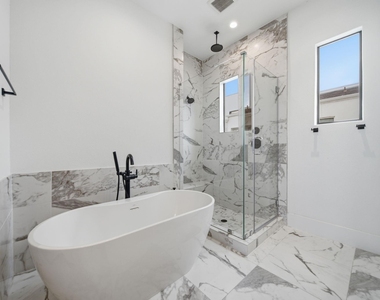 327 E 2nd Street - Photo Thumbnail 32
