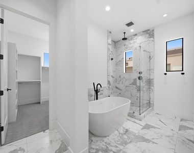327 E 2nd Street - Photo Thumbnail 30