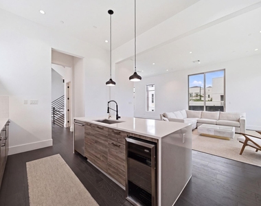 327 E 2nd Street - Photo Thumbnail 16