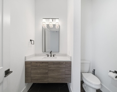 327 E 2nd Street - Photo Thumbnail 13