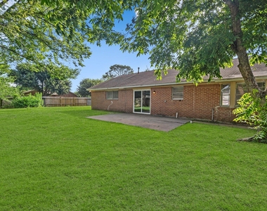5411 Lorraine Drive - Photo Thumbnail 10