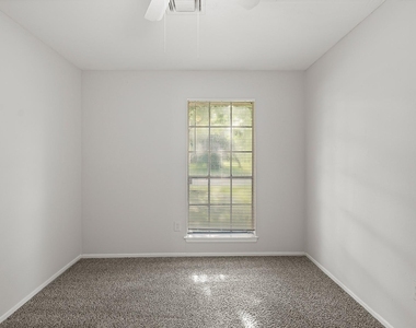 5411 Lorraine Drive - Photo Thumbnail 7