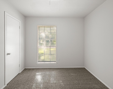 5411 Lorraine Drive - Photo Thumbnail 6
