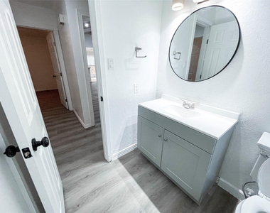 21603 Park Wind Court - Photo Thumbnail 18