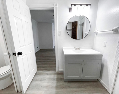 21603 Park Wind Court - Photo Thumbnail 30