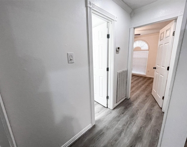 21603 Park Wind Court - Photo Thumbnail 14