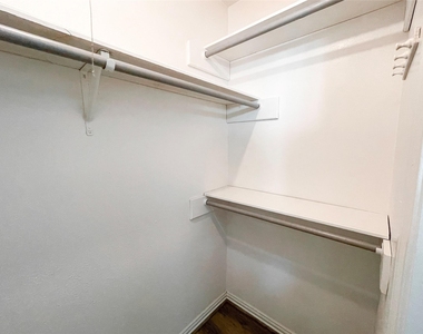 21603 Park Wind Court - Photo Thumbnail 32