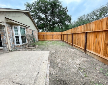21603 Park Wind Court - Photo Thumbnail 43