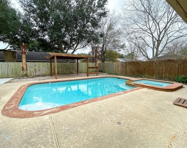 21603 Park Wind Court - Photo Thumbnail 34