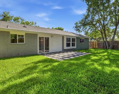 4767 Beechaven St - Photo Thumbnail 4