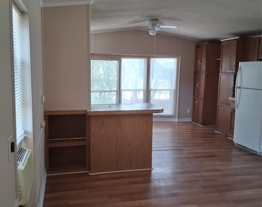 11797 White Cedar Street - Photo Thumbnail 9