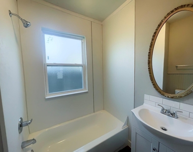 3206 Kentucky Street - Photo Thumbnail 12